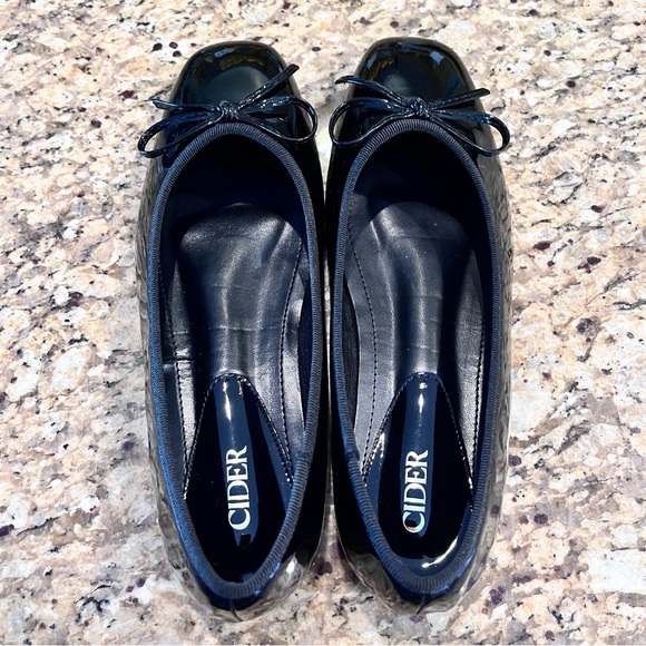 Cider Womens 39 Faux Patent Leather Bow Decor Square Toe Ballet Mary Jane Flats - Picture 6 of 15